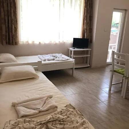 Guest Luxor Pensionat 3*